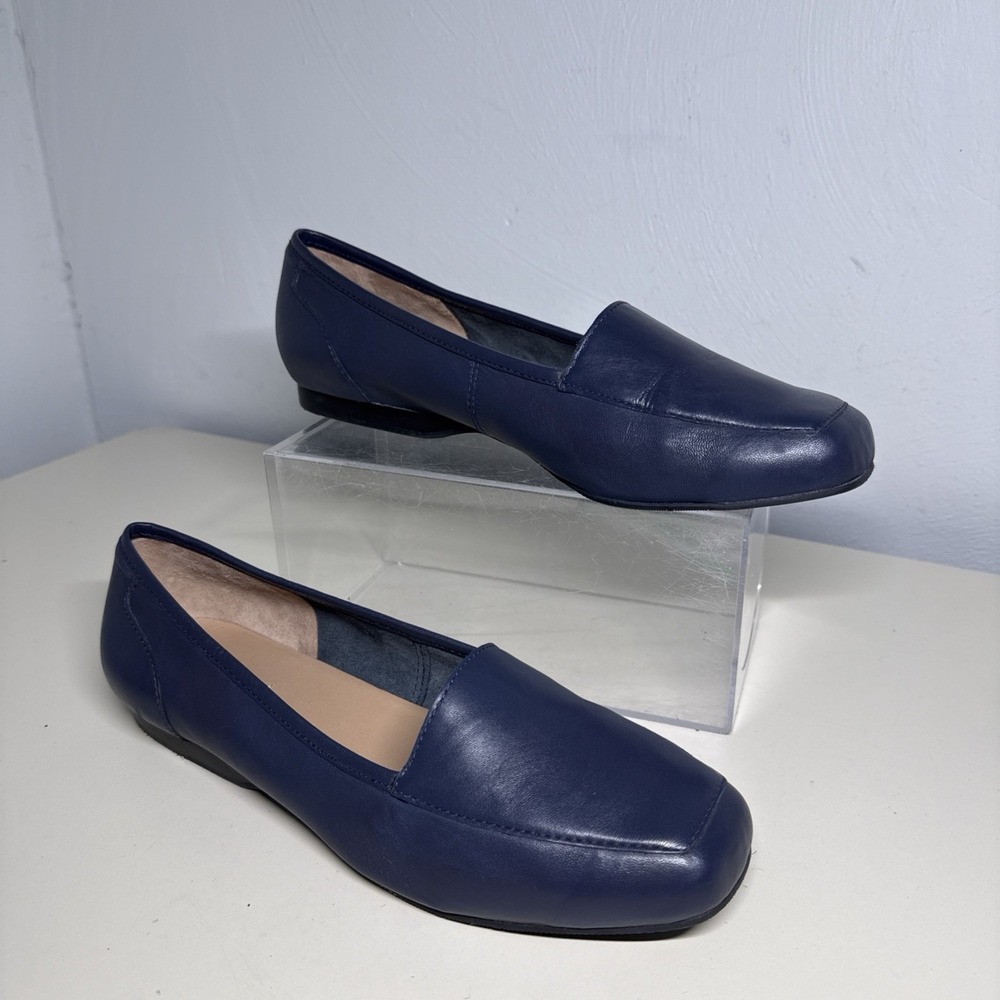 Array Loafers Womens 9M Navy Blue Leather Square Toe Flat Shoes